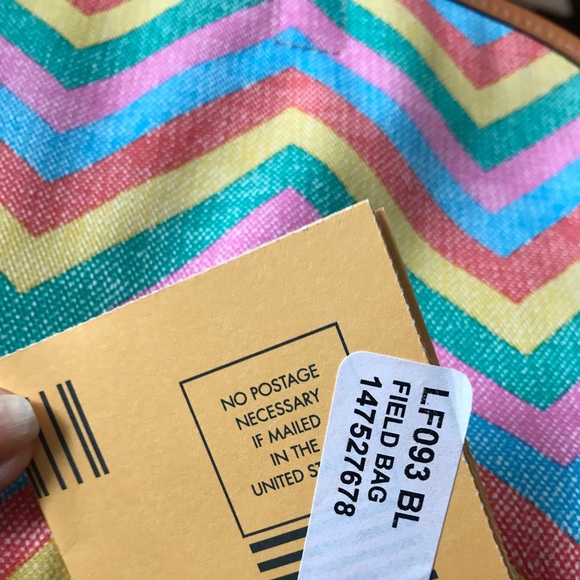 NWOT-Dooney and Bourke Field Bag - Picture 11 of 11